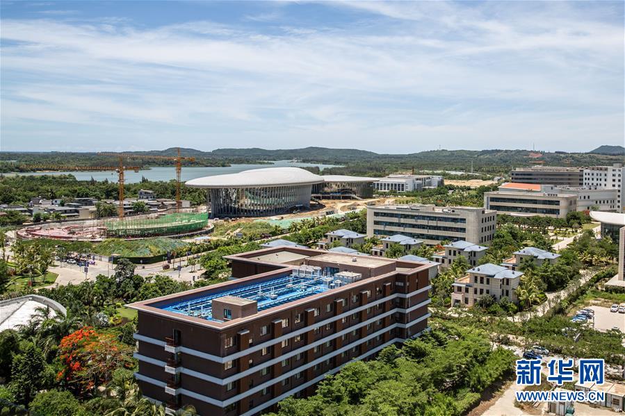 (在习近平新时代中国特色社会主义思想指引下——新时代新作为新篇章·习近平总书记关切事·图文互动)(13)感受开放新魅力——海南自由贸易港建设开局观察 (在习近平新时代中国特色社会主义思想指引下——新时代新作为新篇章·习近平总书记关切事·图文互动)(13)感受开放新魅力——海南自由贸易港建设开局观察